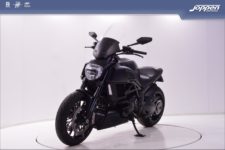 Ducati Diavel 2017 zwart - Sport / Sport tour