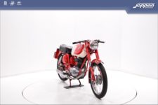 MV Agusta 125 Lusso Sport 1960 rood - Classic