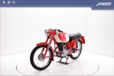 MV Agusta 125 Lusso Sport 1960 rood - Classic