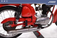 MV Agusta 125 Lusso Sport 1960 rood - Classic