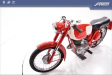 MV Agusta 125 Lusso Sport 1960 rood - Classic