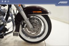Harley-Davidson® FLHRCI ROAD KING CLASSIC 2005 rood/metallic - Custom