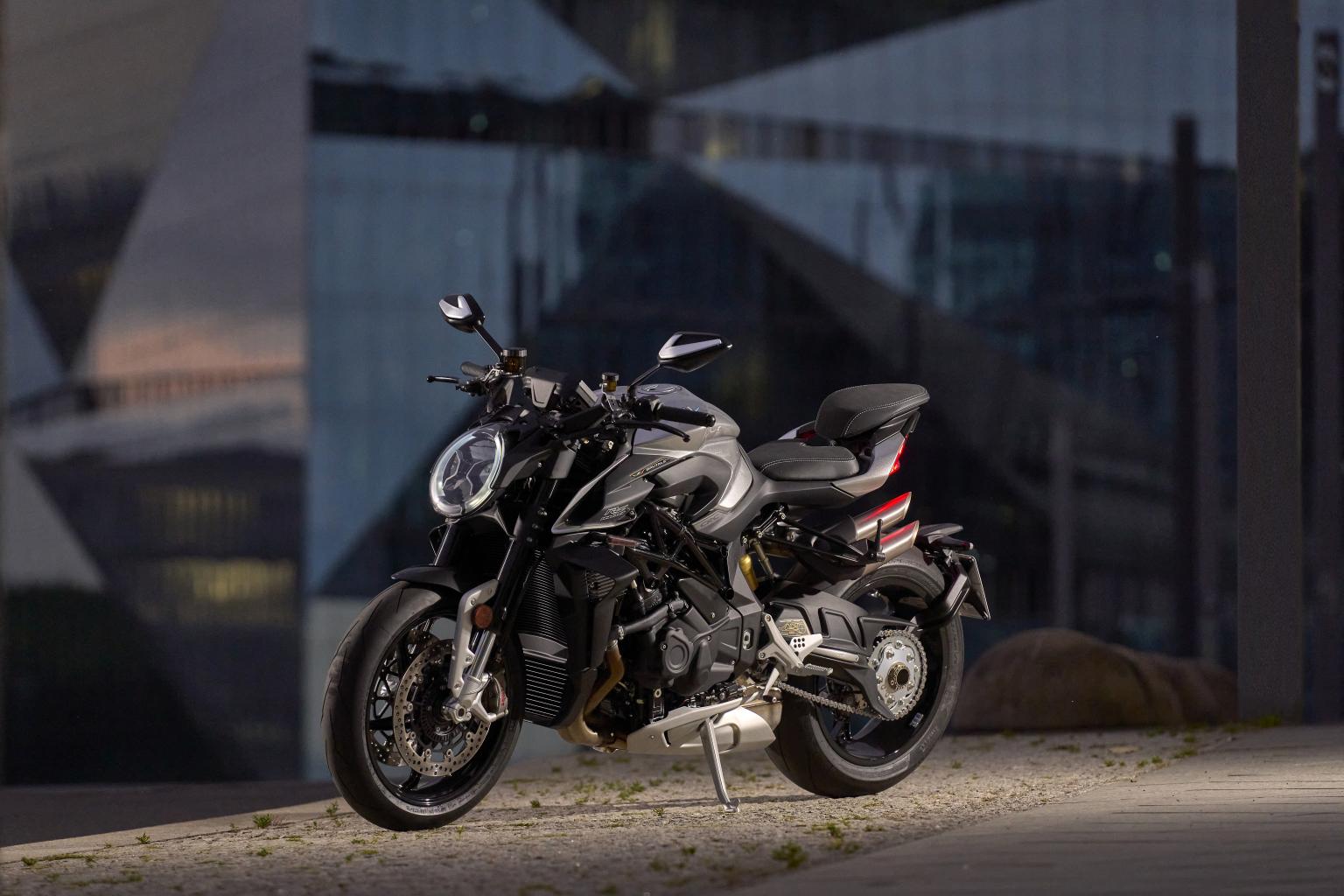 BRUTALE 1000 RS_AMBIENT BRUTALE 1000 RS_AMBIENT