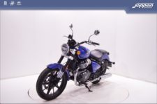 Royal Enfield SuperMeteor650 Astral