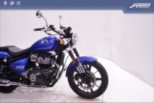 Royal Enfield SuperMeteor650 Astral
