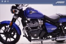 Royal Enfield SuperMeteor650 Astral