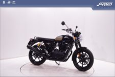 Royal Enfield Interceptor650 Black Edition