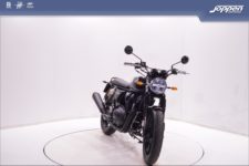 Royal Enfield Interceptor650 Black Edition