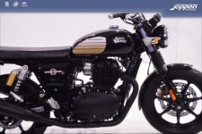 Royal Enfield Interceptor650 Black Edition