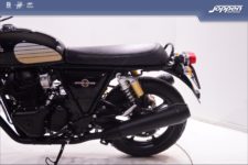 Royal Enfield Interceptor650 Black Edition