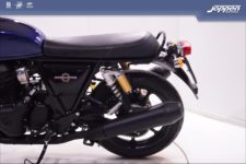 Royal Enfield Interceptor650 Black Edition