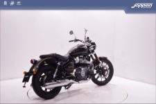 Royal Enfield SuperMeteor650 Interstellar