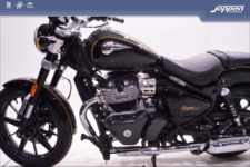 Royal Enfield SuperMeteor650 Interstellar