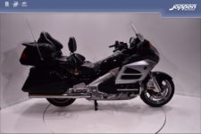 Honda GL1800 Goldwing Deluxe