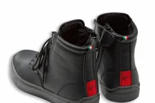 Boots downtown c2 44