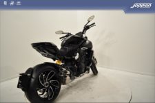 Ducati Diavel V4