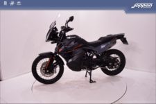 KTM 890 Adventure