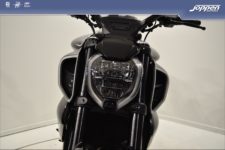 Ducati Diavel V4