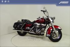 Harley-Davidson® FLHRCI ROAD KING CLASSIC