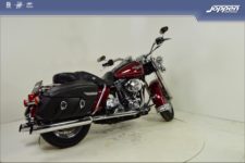 Harley-Davidson® FLHRCI ROAD KING CLASSIC