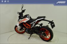 KTM 390 Duke
