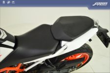 KTM 390 Duke