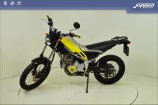 Yamaha XG250 Tricker