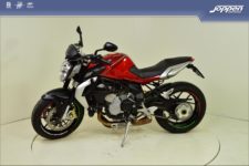 MV Agusta Brutale 800