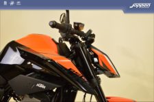 KTM 890 Duke