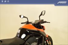 KTM 890 Duke