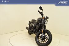Hyosung 125SBobber
