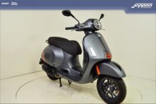 Vespa GTSSupersport125