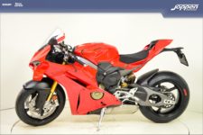 Ducati Panigale V4S