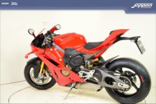 Ducati Panigale V4S