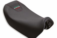 Heated lowered rider seat 1706