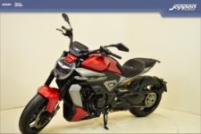 Ducati XDiavel V4