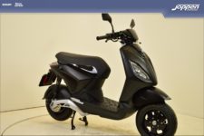 Piaggio 1Plus45kmh