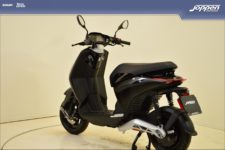 Piaggio 1Plus45kmh