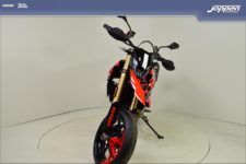 Ducati Hypermotard 698