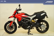 Ducati Hyperstrada 939