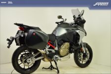Ducati Multistrada V4S Travel&Radar