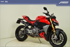 Ducati Streetfighter V2S