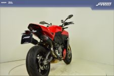 Ducati Streetfighter V2S