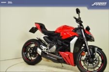 Ducati Streetfighter V2