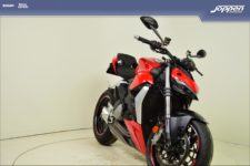 Ducati Streetfighter V2