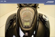 Suzuki C1500