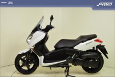 Yamaha X-Max 250