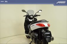 Yamaha X-Max 250