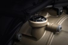 Oil filler cap duc by rizoma black 1409