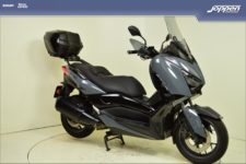 Yamaha X-max 300